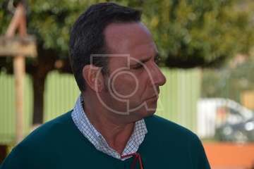 Reunión de los candidatos nacionalistas (NC) con la directiva del colectivo vecinal del Valle de los Nueve (Foto TA)